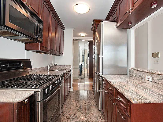 Sold by Sotheby's International Realty | media 3