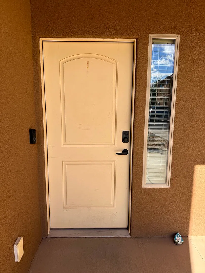 Updated 3-BR Townhome in Santa Clara — Photo 3