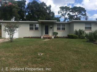 6221 Shady Oak Dr, Jacksonville, FL 32277