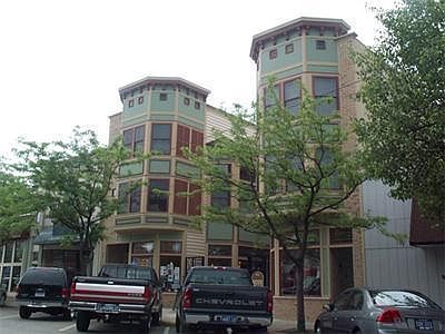 1st image of 407 Eagle St #12
