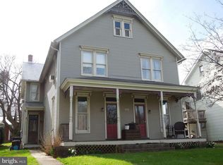 325 E Meadow Valley Rd, Lititz, PA 17543