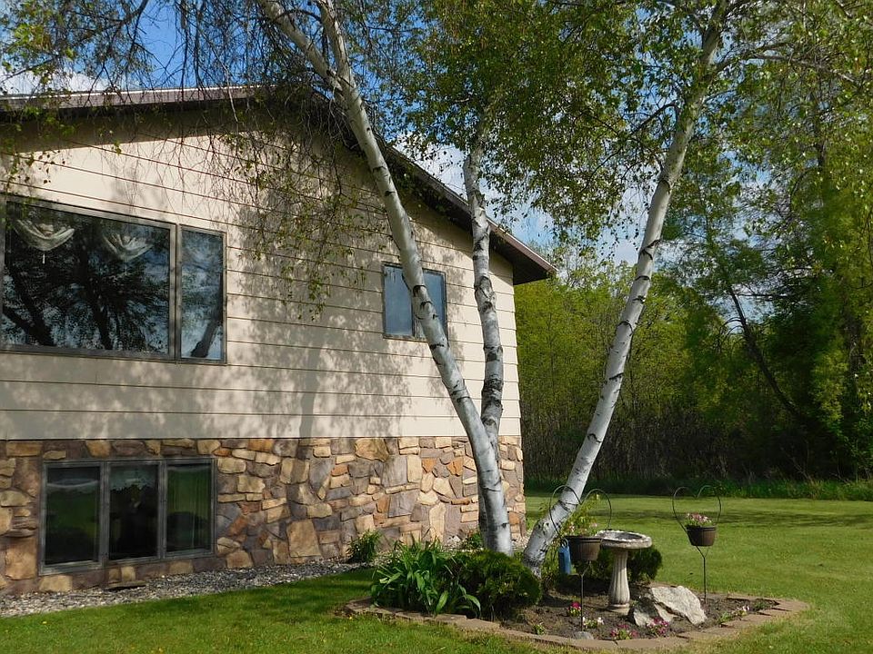 1st image of 3717 Maple Dr SE