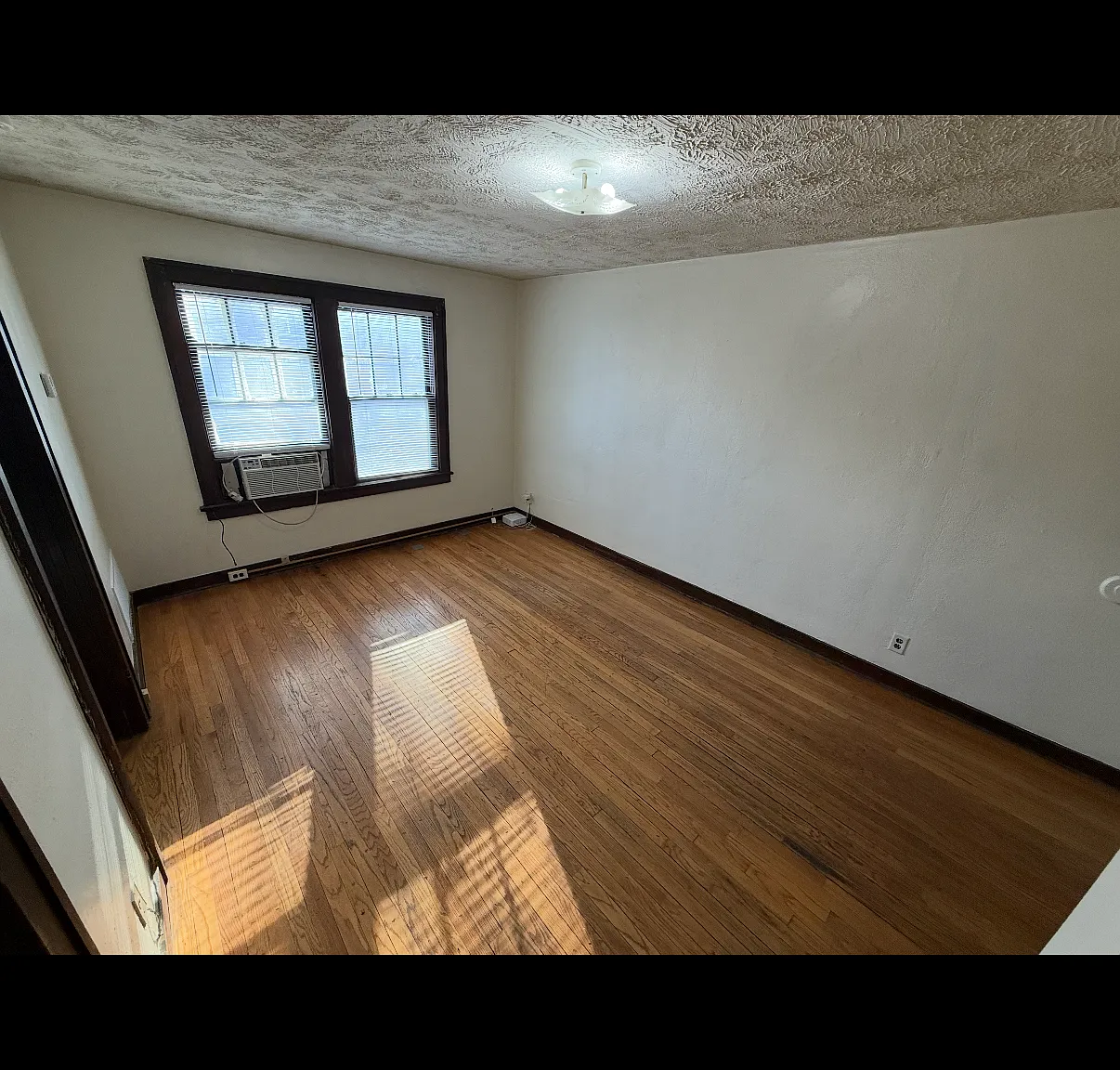 Studio, 575 sqft, $655 — Photo 4