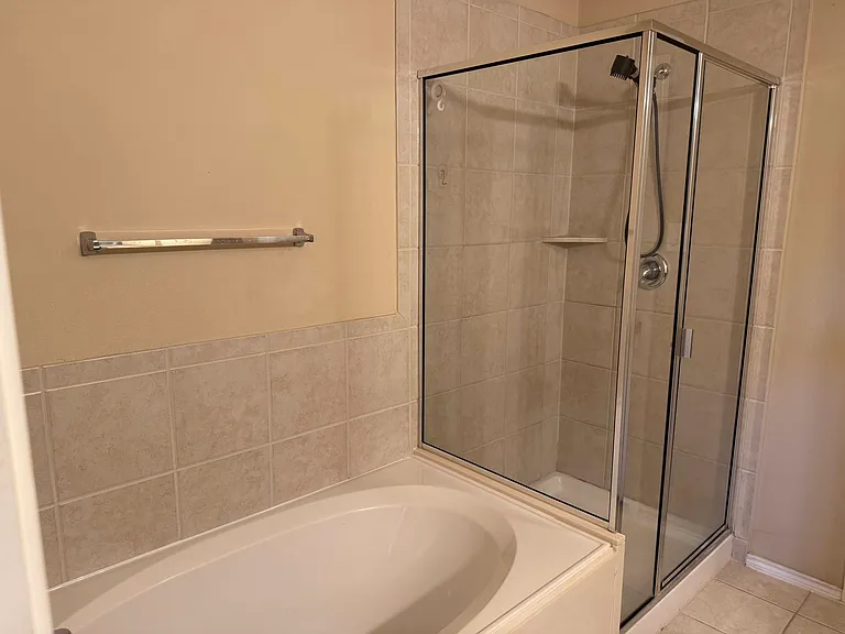 11617 Summer Springs Dr — Photo 14