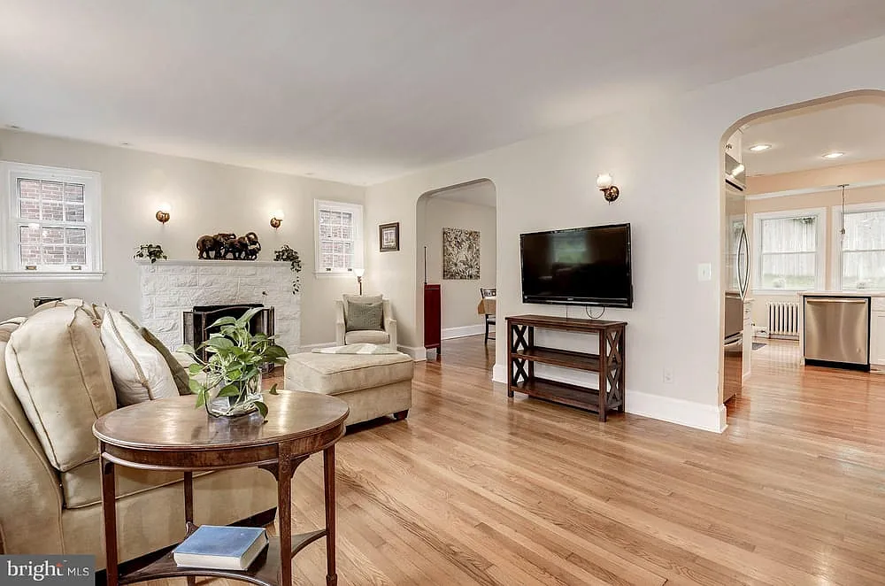 3 bed, 1626 sqft, $6,850 — Photo 4