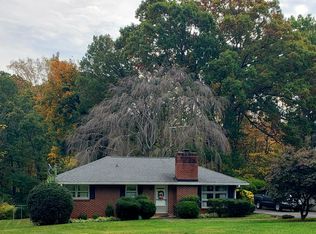 1220 Grove Rd, Lynchburg, VA 24502