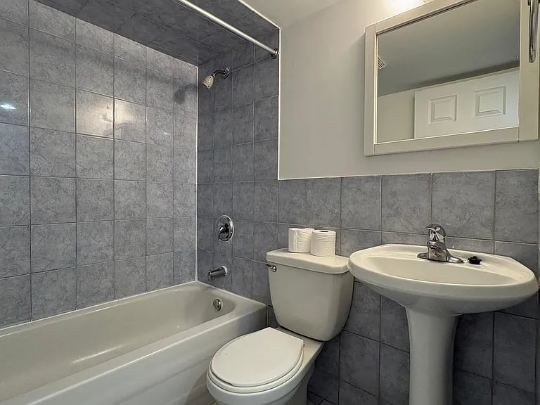 1109 Davenport Rd #LOWER — Photo 10