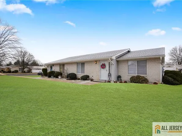 803 Pompton Rd #C, Monroe Township, NJ 08831