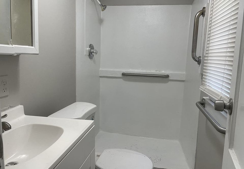 308 Chestnut St Silver Lake, KS Zillow