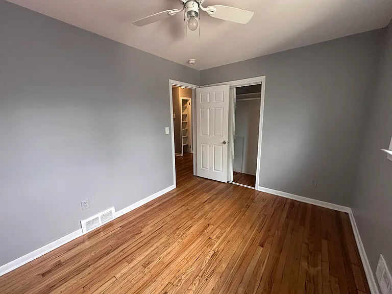 4697 Pelham St — Photo 11