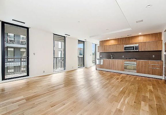 3rd image of 50 N 1st St APT 2B