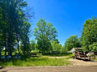 2708 Ovid St, Crystal, MI 48818