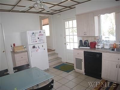 5th image of 134 Brite Ave