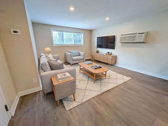 2nd image of 3865 Front St #102