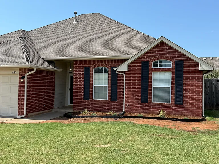 425 Plantation Ter — Photo 2