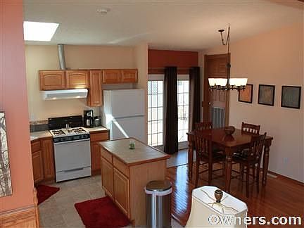Kitchen and dining room.