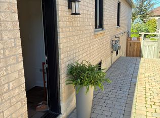 32 Glenforest Dr, Vaughan, ON L4J8K5