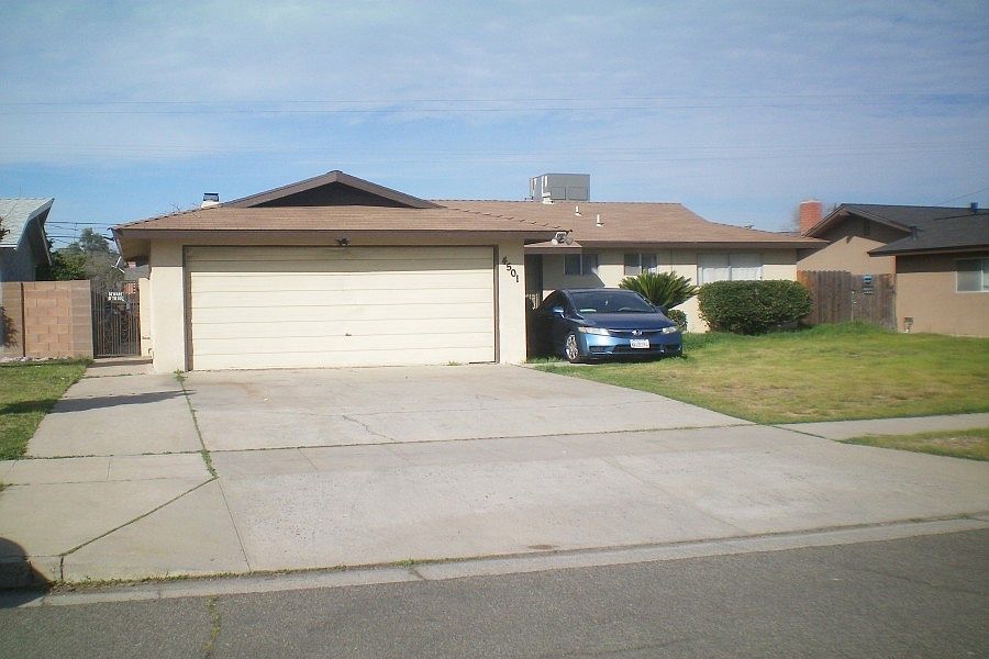 1st image of 4501 N Manila Ave