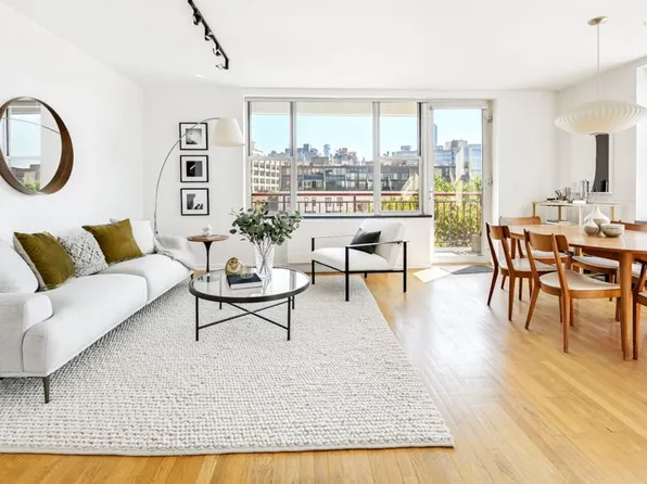 296 West 10th Street image 1 of 10