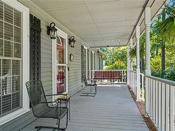2nd image of 4903 Forest Oaks Dr