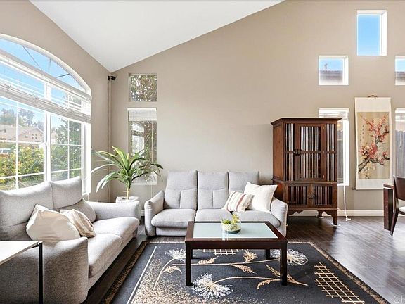 4th image of 39513 Tangletree Way