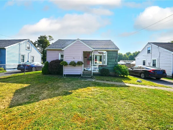 6551 Hamilton Dr, Derby, NY 14047