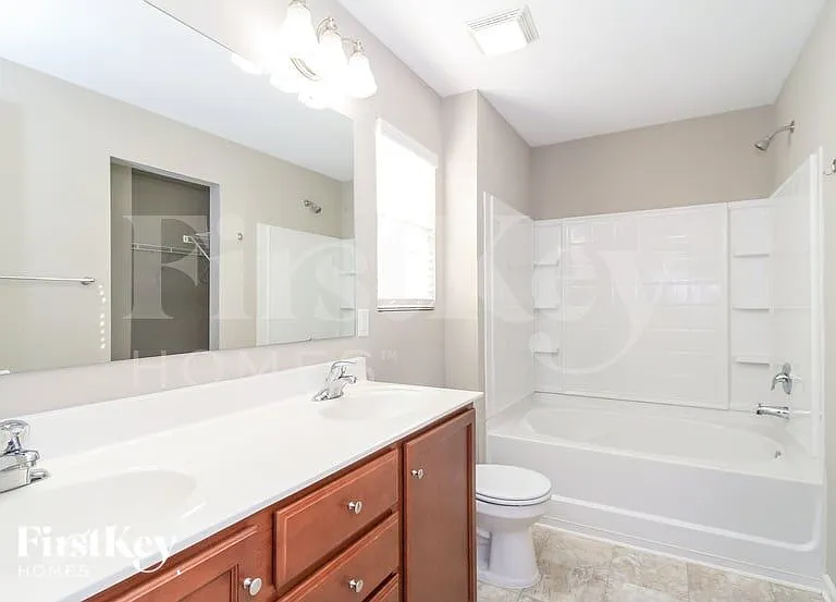 2456 Autumn Mist Dr — Photo 9