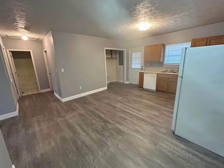 230 County Road 324 — Photo 6