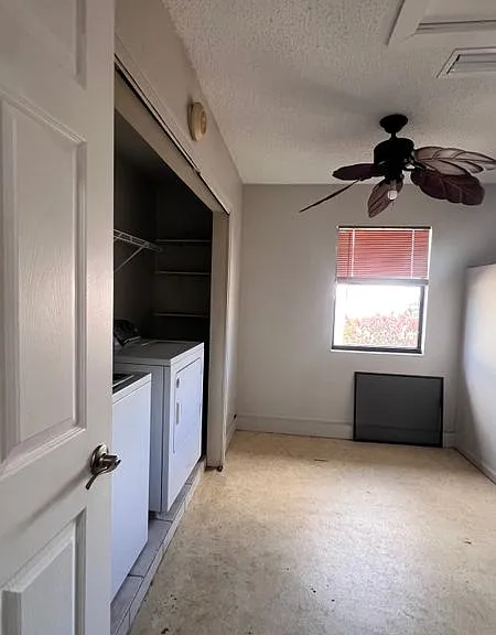 581 SW Banks Ter — Photo 15