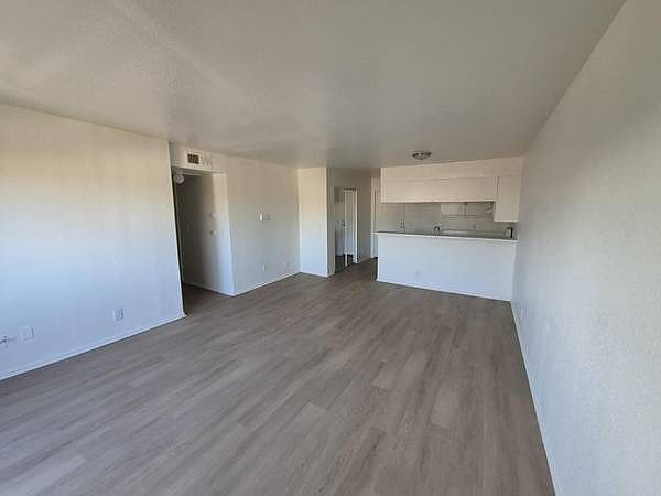 1st image of 417 S Bonnie Brae St #776f18ccb