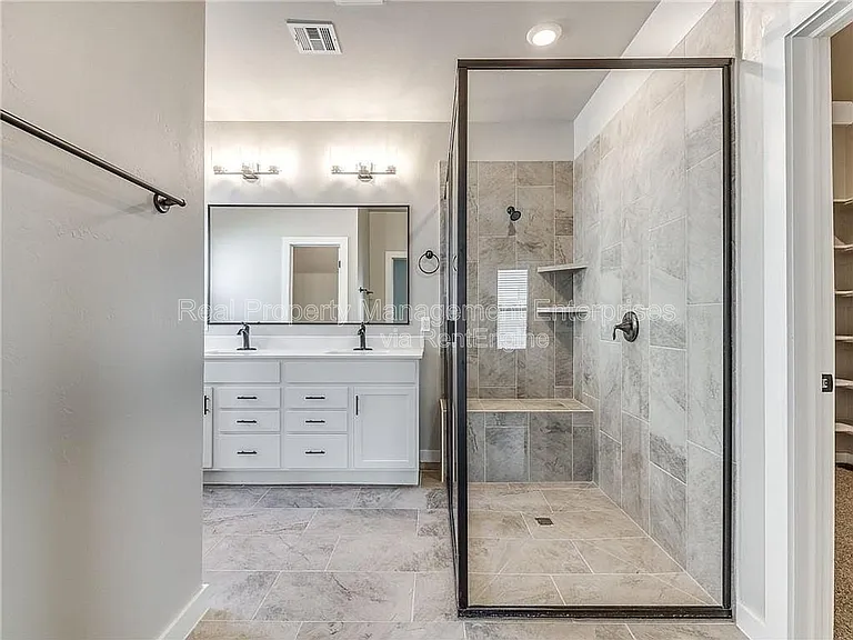 8104 NW 151st Cir — Photo 20