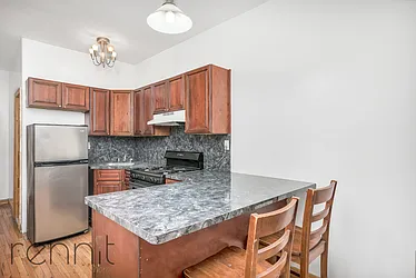 Rented by Rennit Inc.