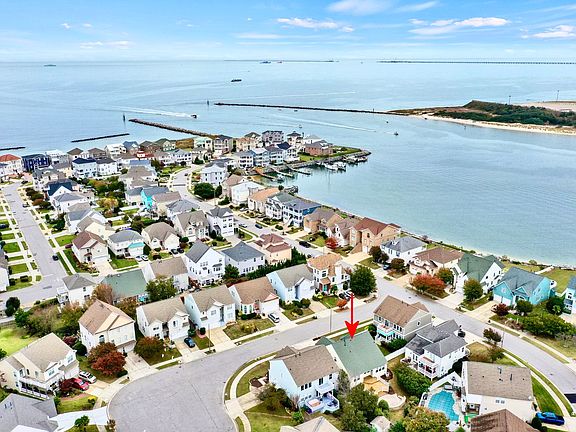 3rd image of 5027 Ocean Way