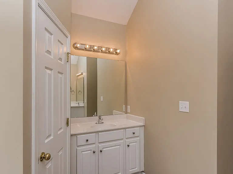 13633 Porter Creek Rd — Photo 18