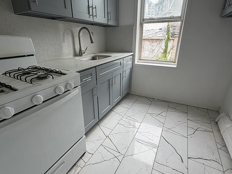 160-09 Hillside Ave #3 — Photo 10
