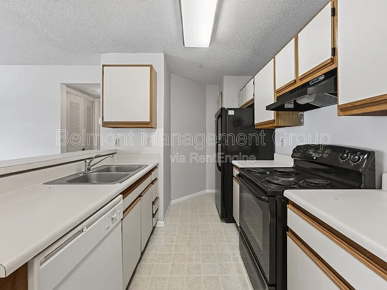 642 Dory Ln #203 — Photo 8