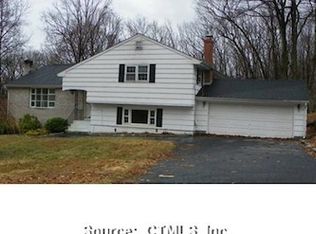 78 Troiano Rd, Hamden, CT 06518