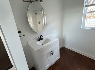 27 High St, Groton, CT 06340