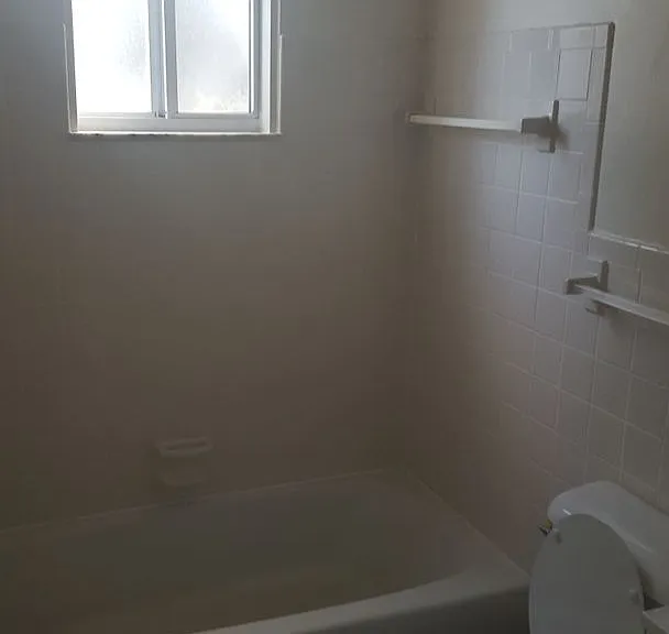 600 Wooddale Ter — Photo 14