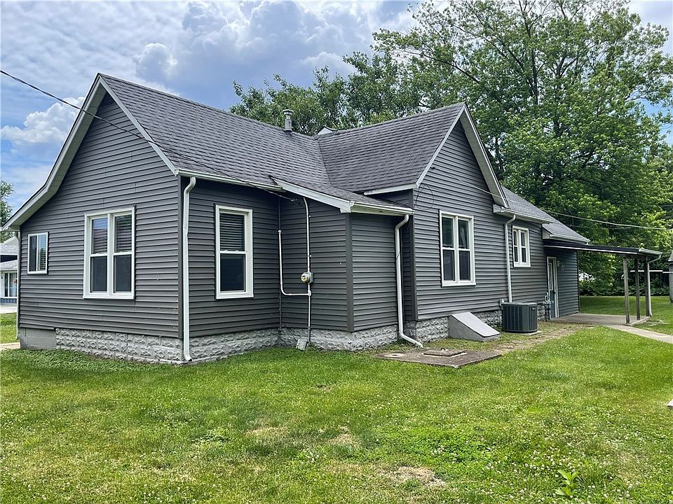 328 Moore St, Westville, IL 61883 Zillow