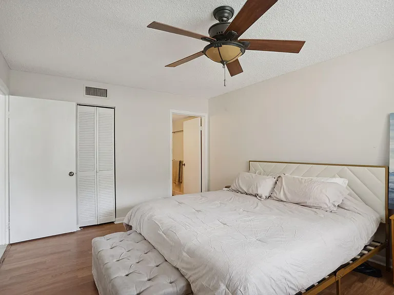 2825 SW 22nd Ave #201 — Photo 14