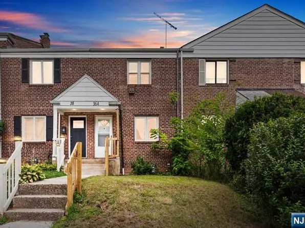 36A Melmore Gdns, East Orange, NJ 07017