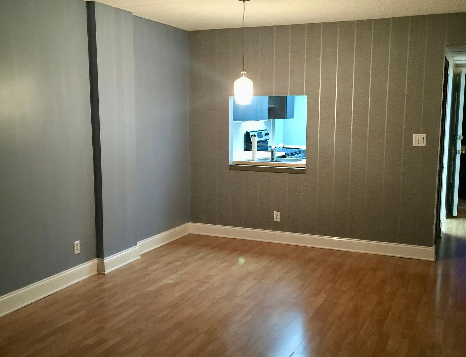 1 bed, 1.5 bath, 750 sqft, $1,800 — Photo 3