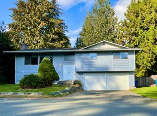 9517 233rd St SW, Edmonds, WA 98020