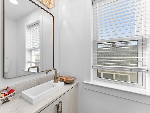 5th image of 111 N Brunswick Ave