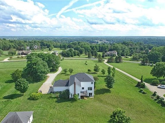 2nd image of 1429 Snowberry Ln