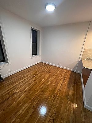 5th image of 566 W 162nd St APT 2