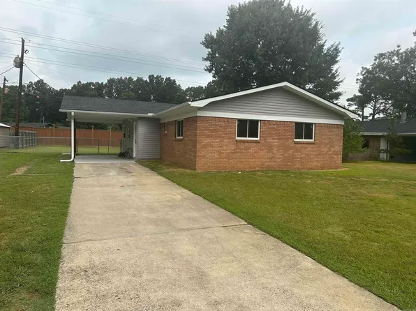 7702 Preston Dr, Little Rock, AR 72209