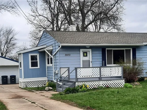 3973 Grafton Rd, Brunswick, OH 44212