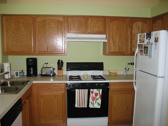5th image of 2252 Margaret Dr